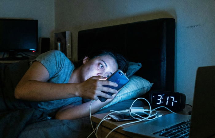 Light blocking stickers for bedroom electronics